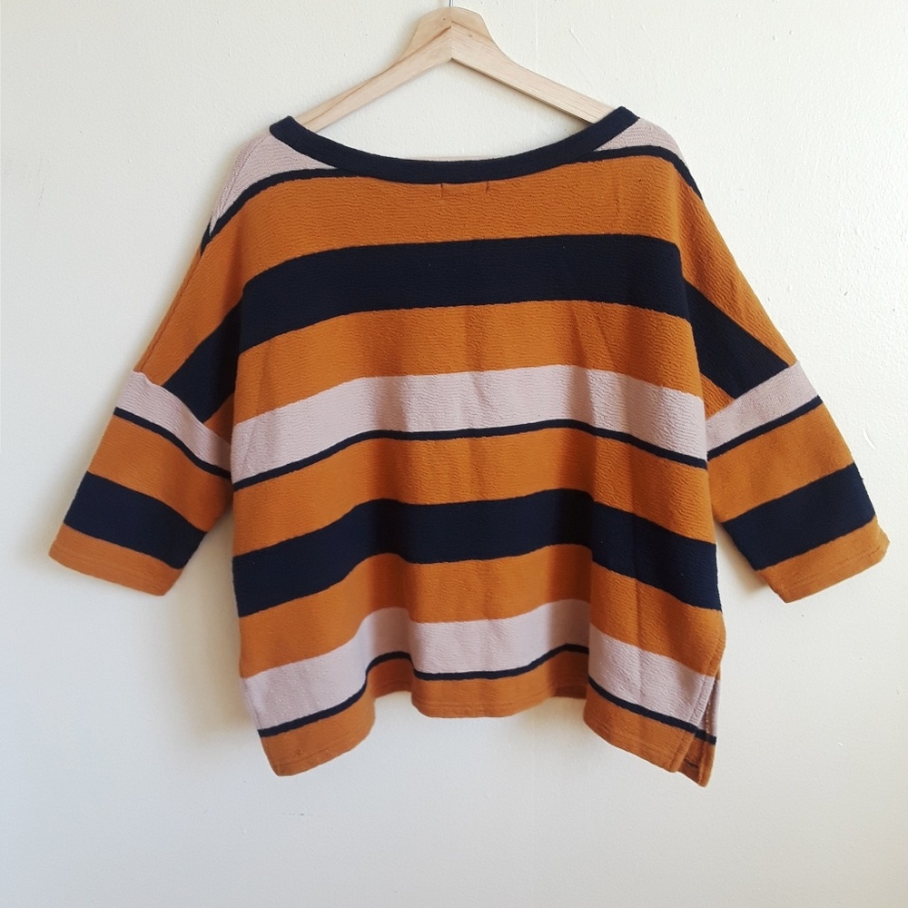 BDG gold and navy tonesoversized flowy striped top - Picture 3 of 5